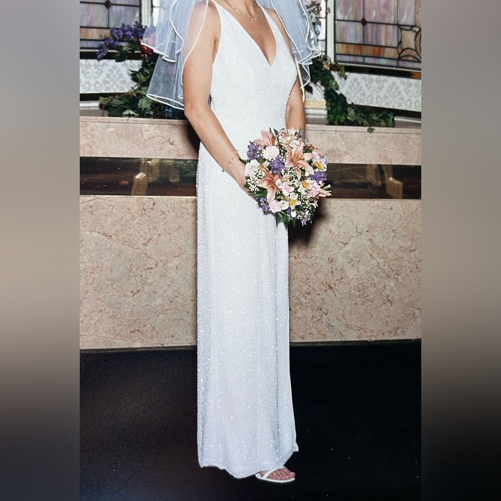 Elegant White Wedding Dress
